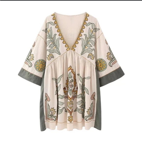 Water Every Sunday Merin Embroidery Mini Tunic Dress - Picture 3 of 4